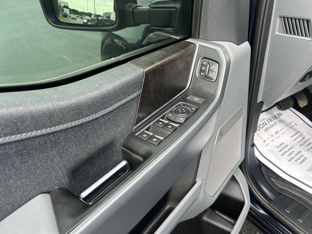 Used 2021 Blue Ford Lariat image 10
