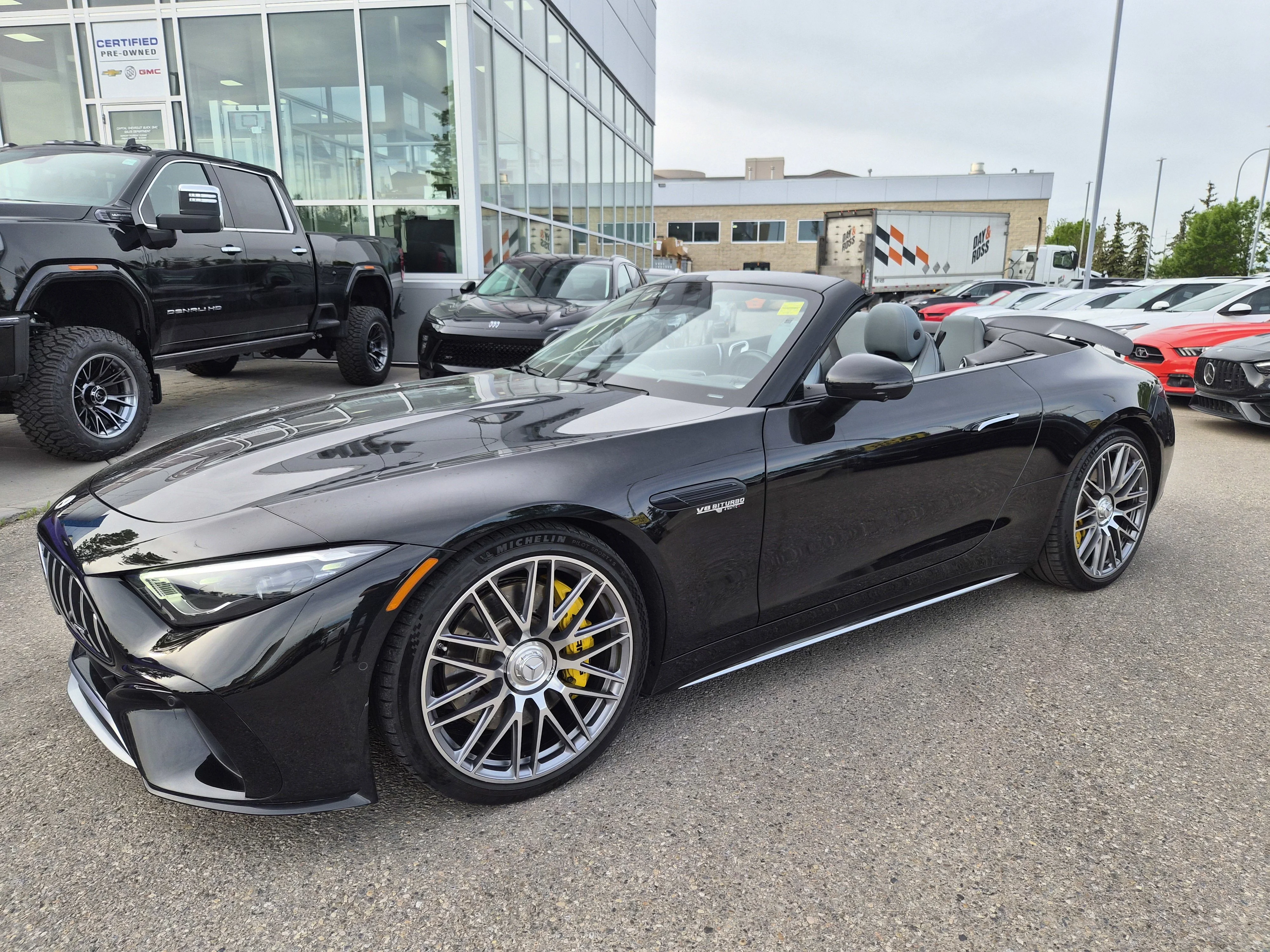 Certified Used 2022  Mercedes-Benz AMG SL 63 image 2