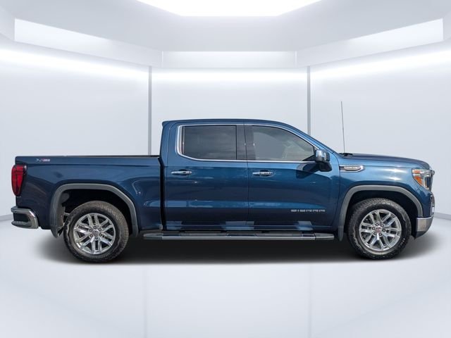 Used 2020 Blue GMC SLT image 2