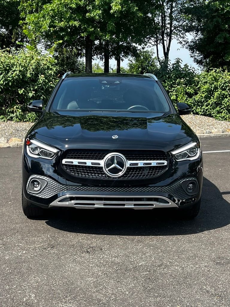 Used 2023 Black Mercedes-Benz GLA 250 image 2