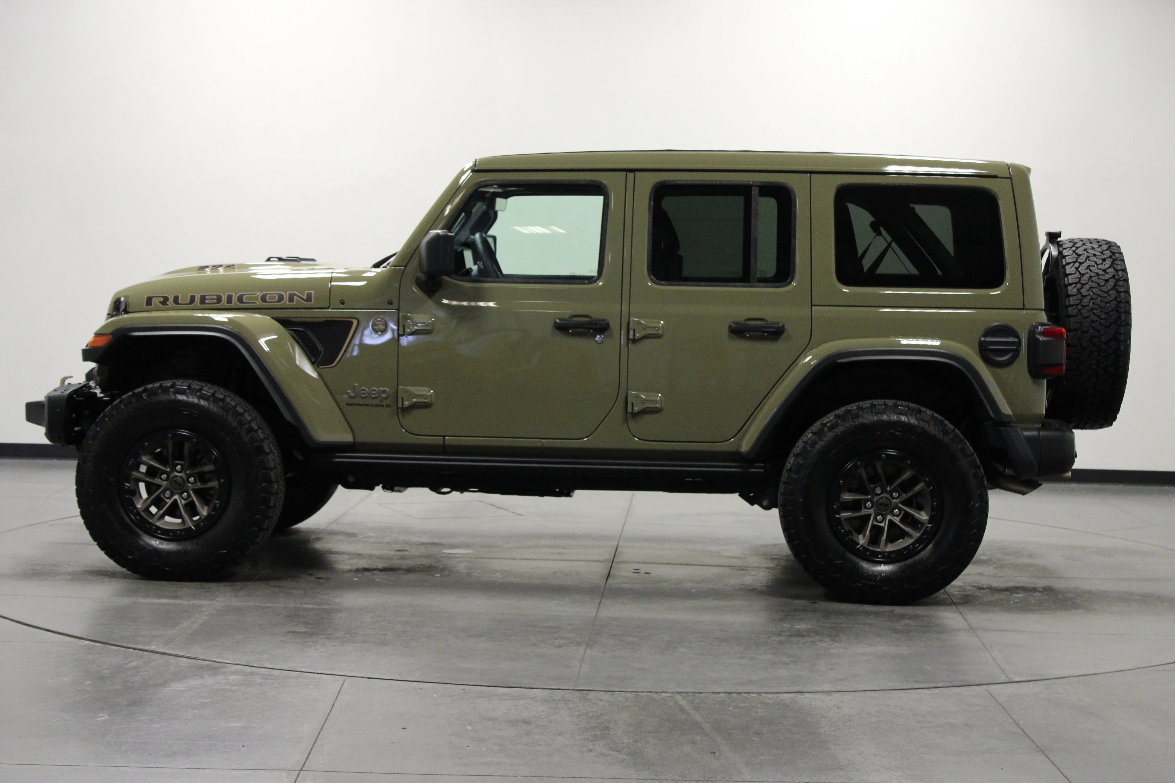 Used 2025 41 Jeep Rubicon 392 image 7