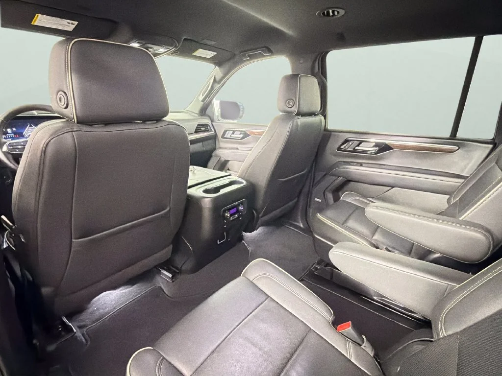 Used 2025 Dark Ash Metallic Chevrolet Premier image 28