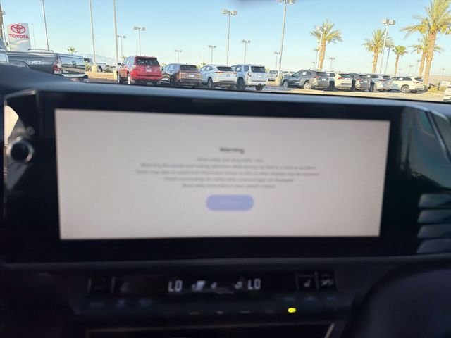 2025 Toyota Camry XSE - Photo 20