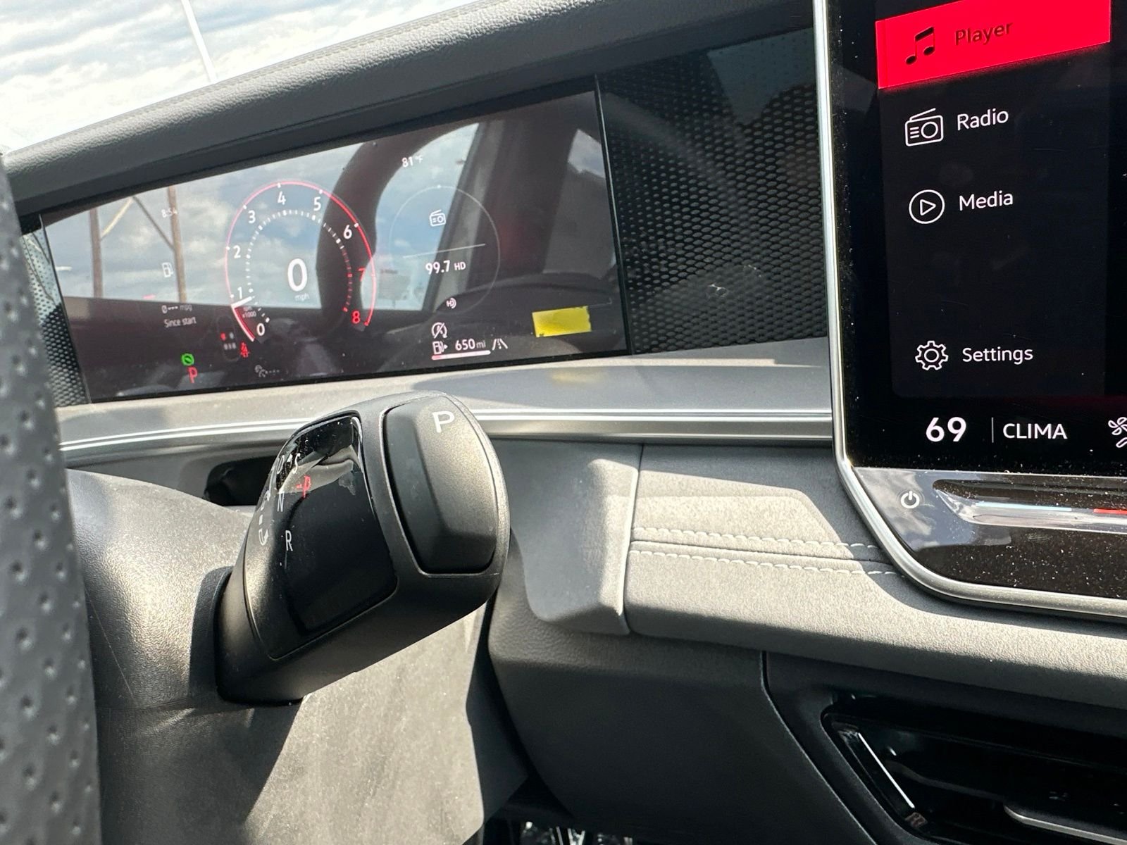 New 2026 White/off-white Volkswagen 2.0T SE R-Line Black image 51