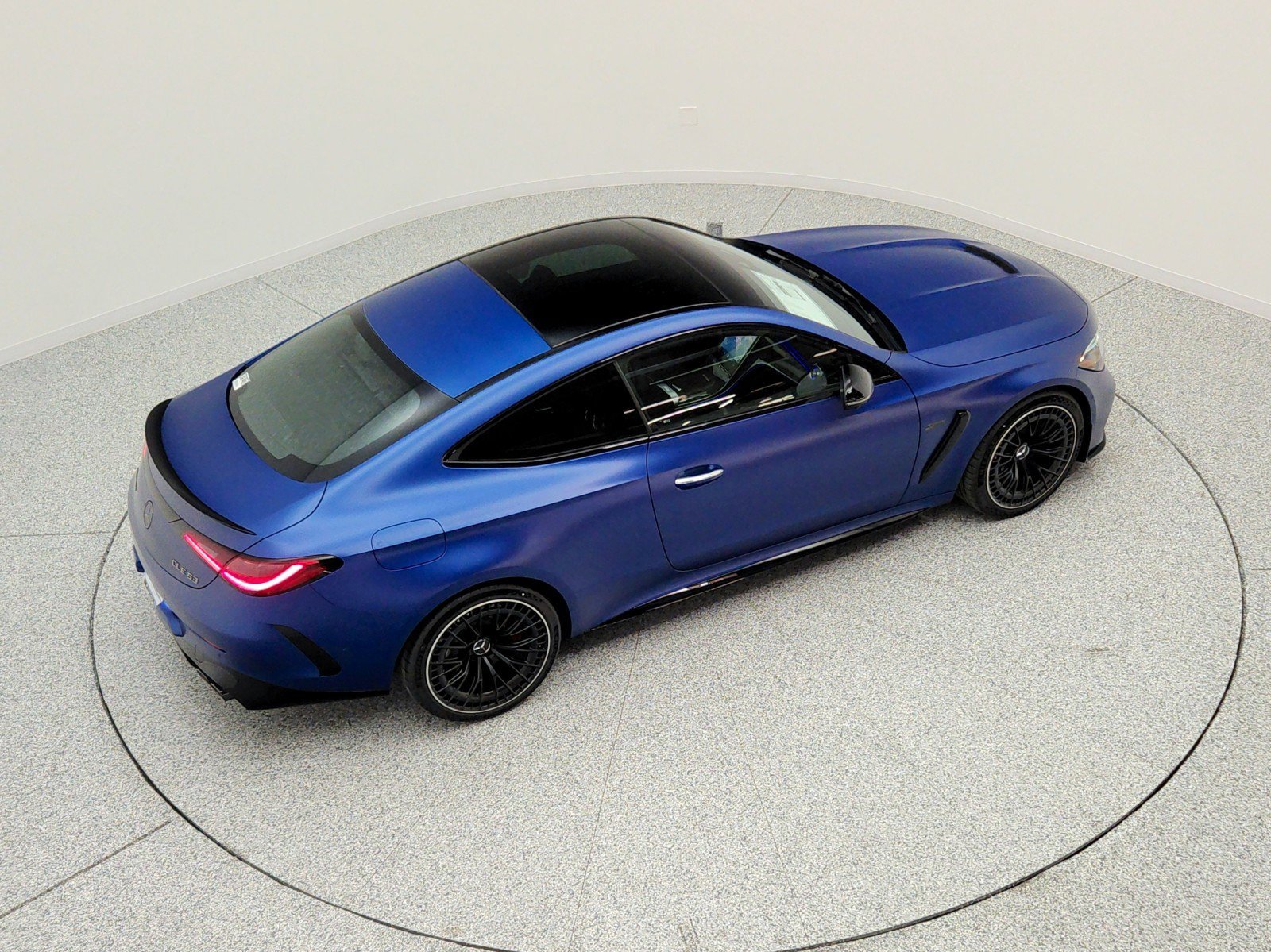 New 2026 MANUFAKTUR Starling Blue Magno Mercedes-Benz AMG® CLE 53 4MATIC+ Coupe image 51