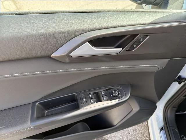 New 2026 Gray Volkswagen 1.5T SE Black image 14