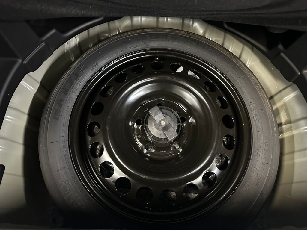 2023 GMC Terrain SLE - Photo 24