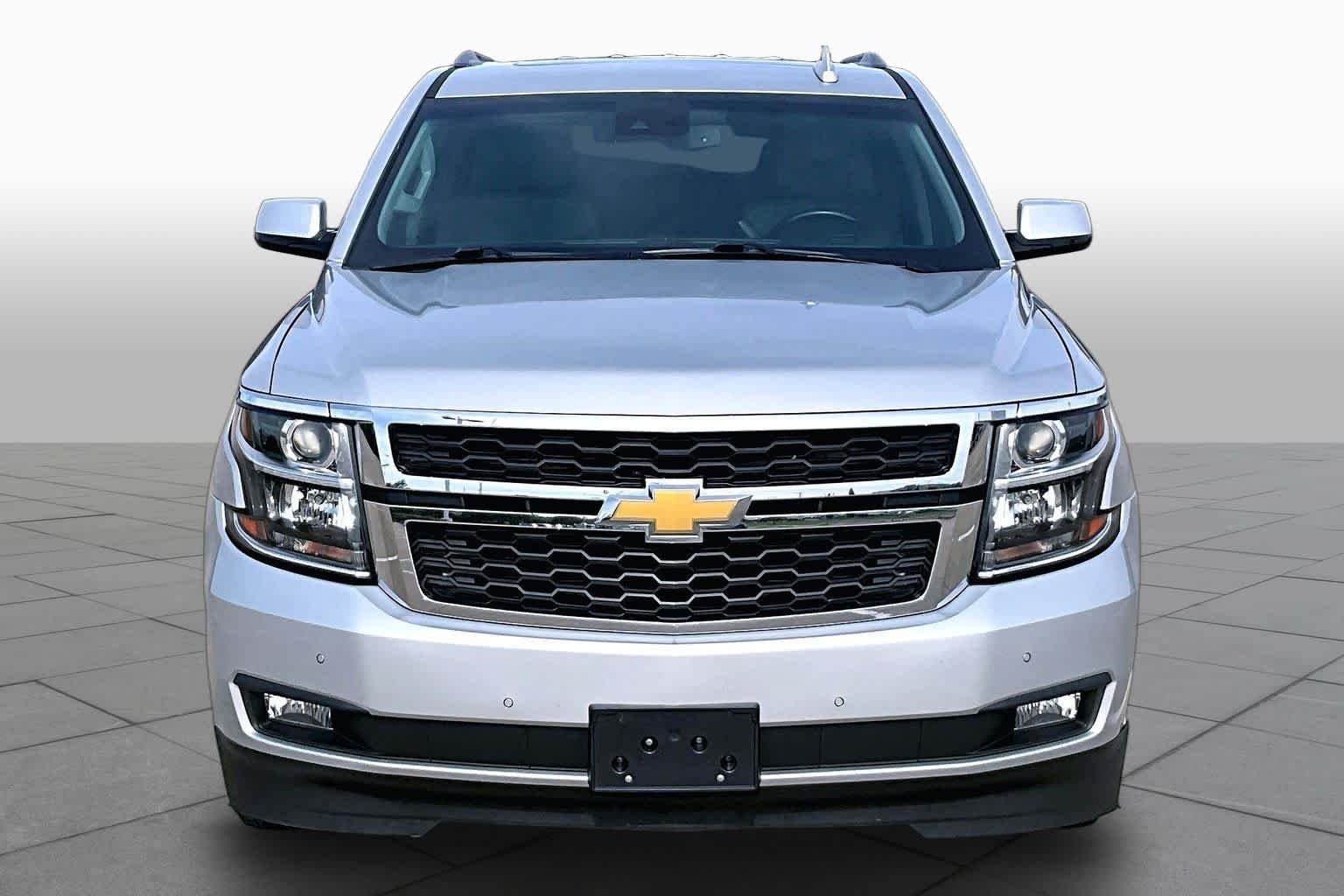 Used 2019 Silver Ice Metallic Chevrolet LT image 4