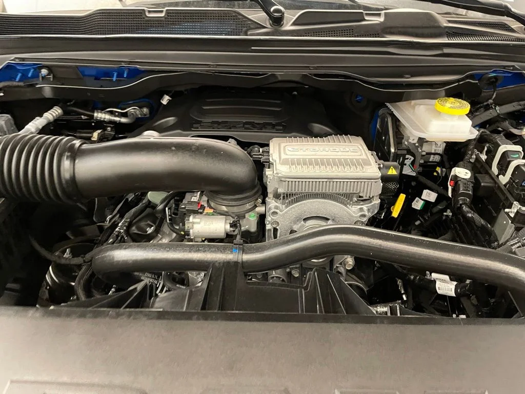 New 2026 Blue Ram Laramie image 24