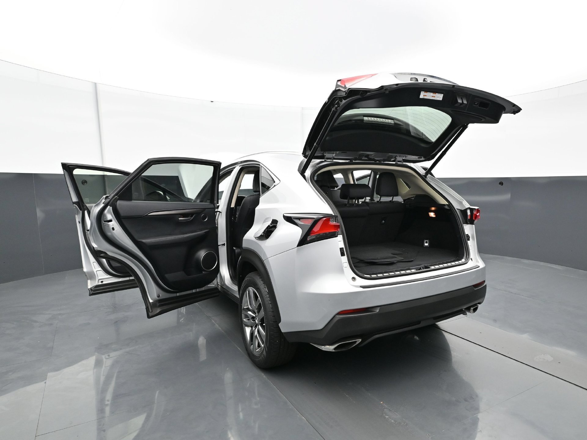 Used 2015 Silver Lexus 200t image 38