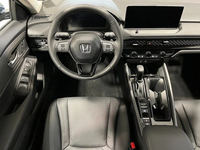 New 2026 Silver Honda EX-L image 22