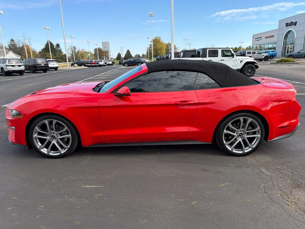 Used 2020 Red Ford EcoBoost Premium image 9