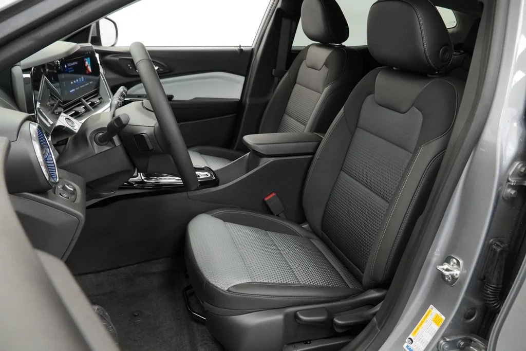 New 2026 Sterling Gray Metallic Chevrolet LT image 6