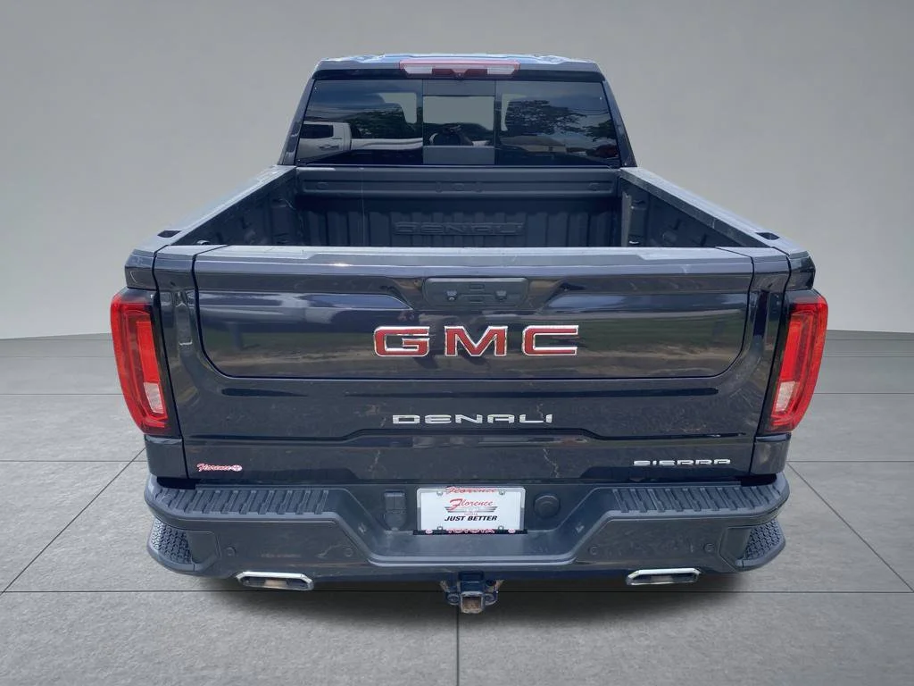Used 2022 Silver GMC Denali image 11
