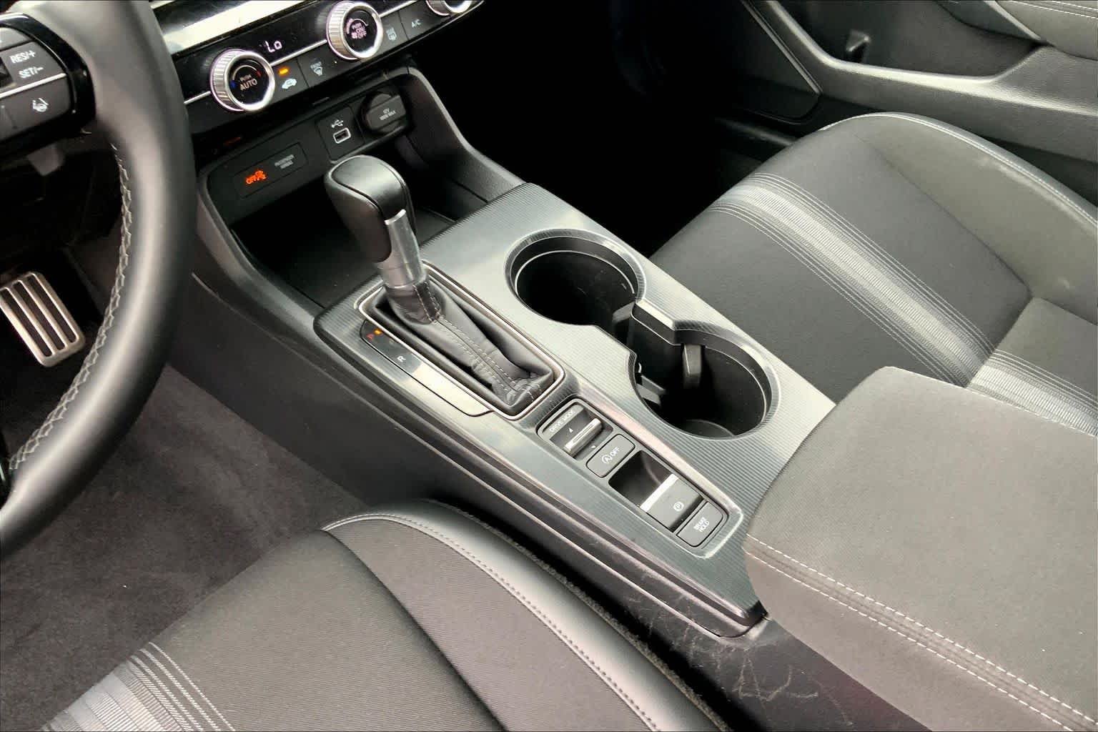 Used 2023 Platinum White Pearl Honda Sport image 16