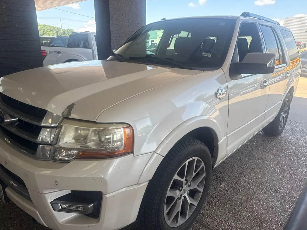Used 2017 White Ford King Ranch image 1