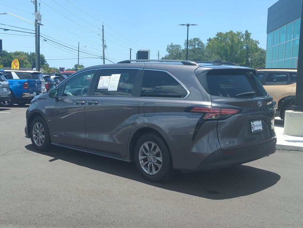 Used 2021 Gray Toyota LE image 5
