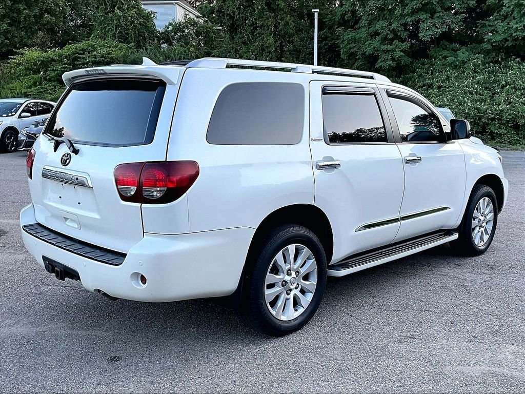 Used 2018 White Toyota Platinum image 6