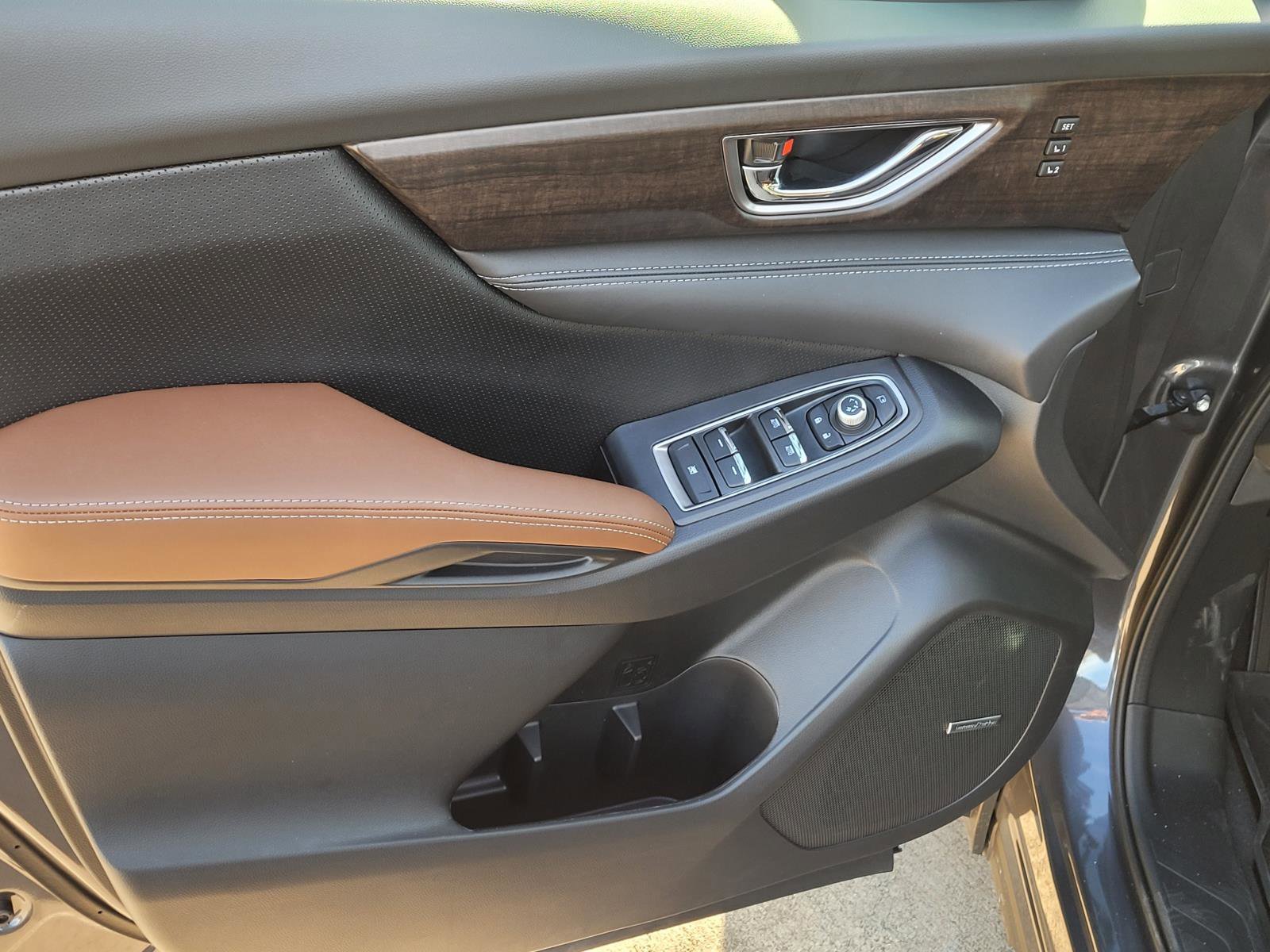 New 2026 MAGNETITE GRAY METALLIC Subaru Touring 7-Passenger image 4
