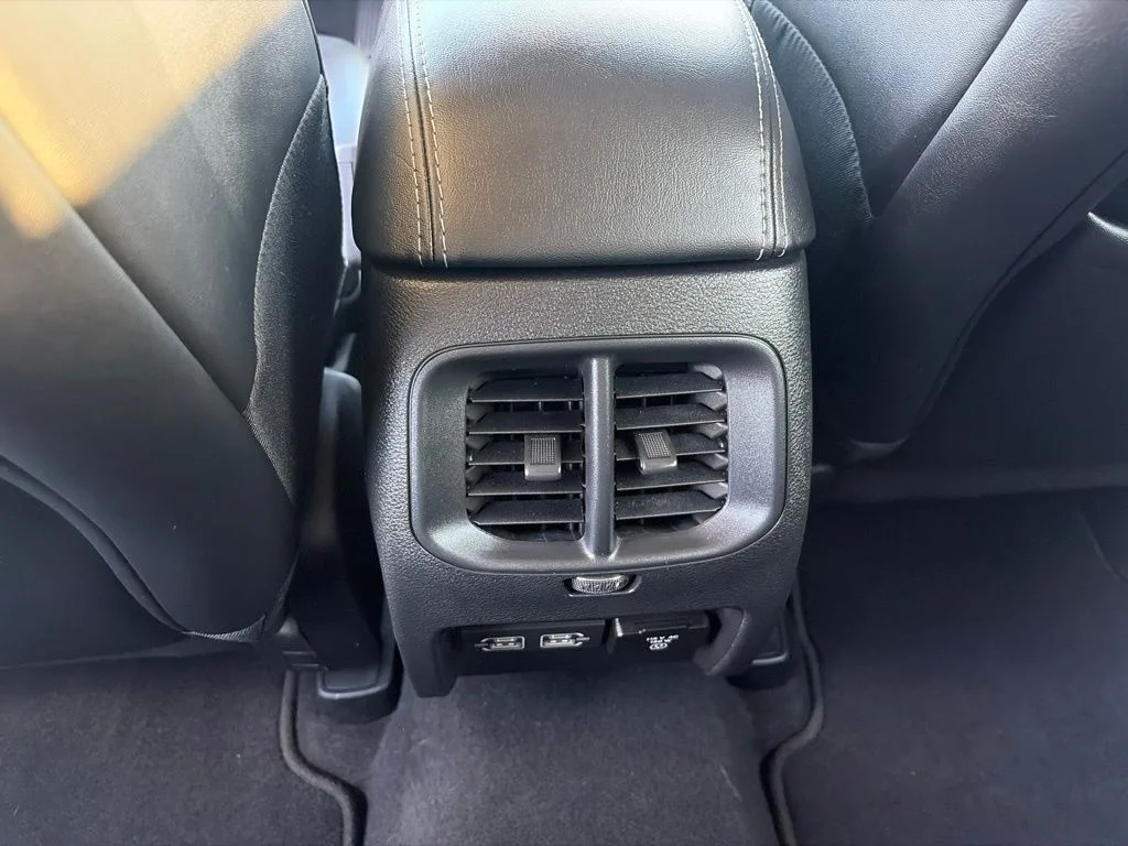 Certified Used 2022 Gray Jeep Latitude Lux image 20