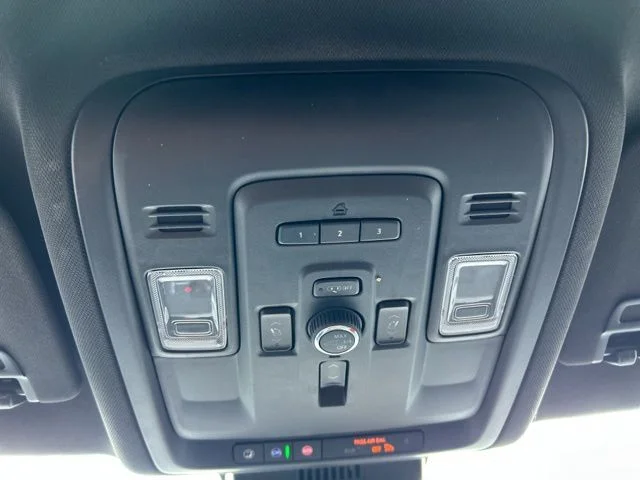 2024 GMC Yukon XL SLT - Photo 52