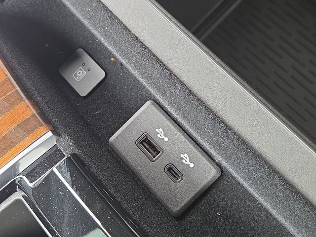 Used 2026 Black Raven Cadillac Platinum Sport image 12