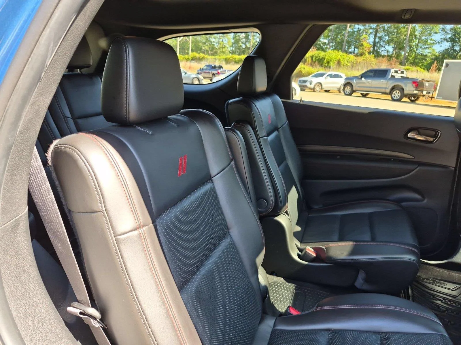Used 2023 Frostbite Pearlcoat Dodge R/T Plus image 36
