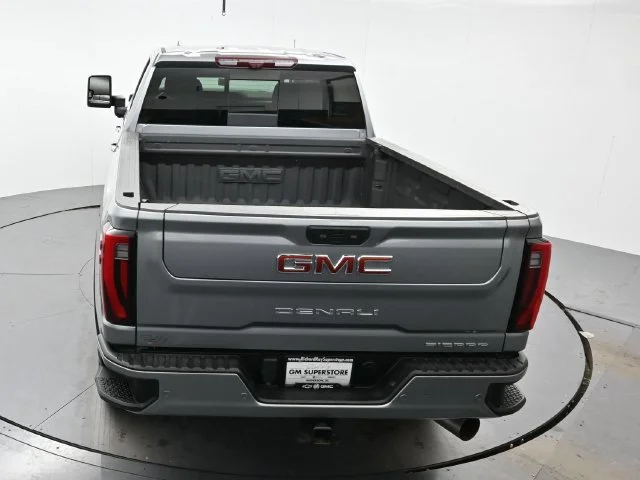 Used 2025 Sterling Metallic GMC Denali image 35