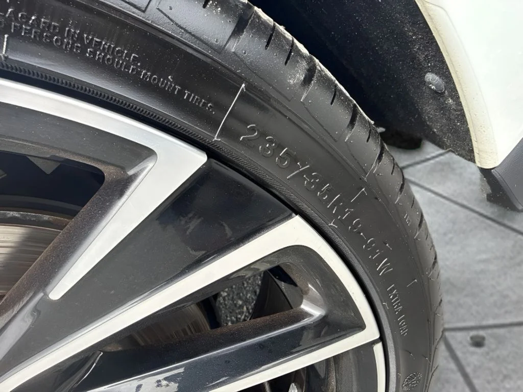 Used 2022  Volkswagen Autobahn image 22