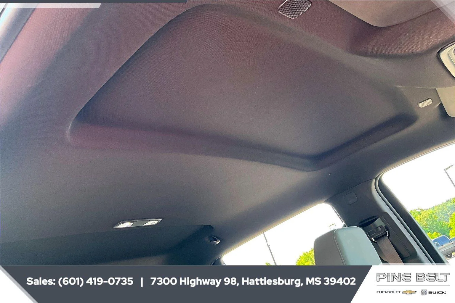 Used 2023 Summit White Chevrolet LTZ image 17