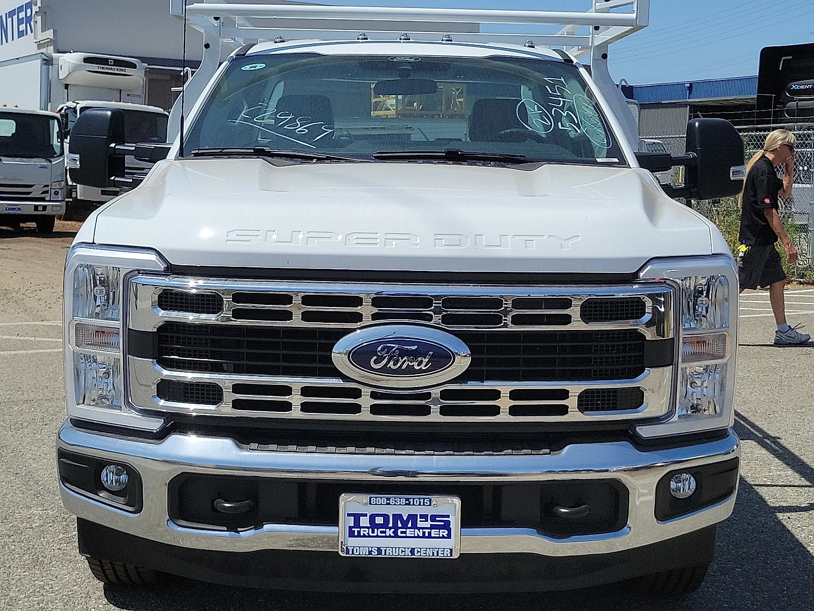 2025 Ford F-350 Super Duty Chassis Cab XL - Photo 8