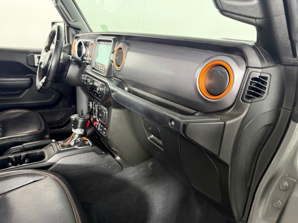 Used 2022 Gray Jeep Mojave image 30