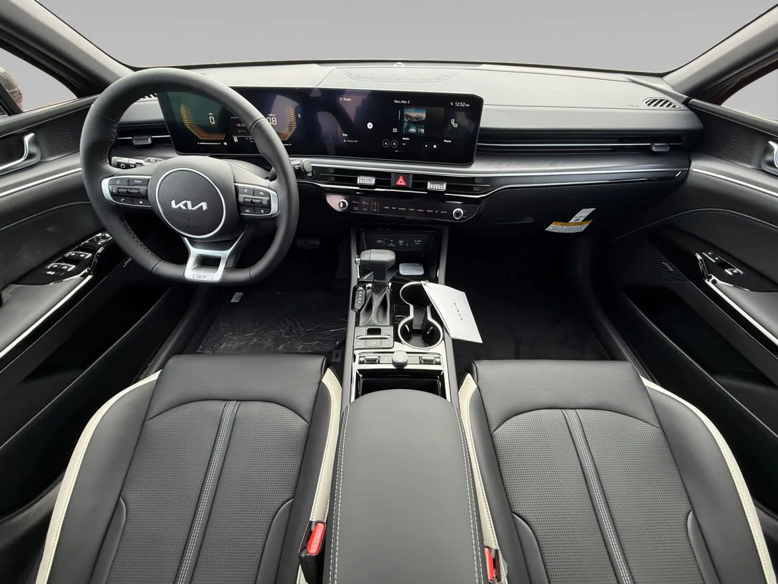 2026 Kia K5 GT-Line - Photo 10