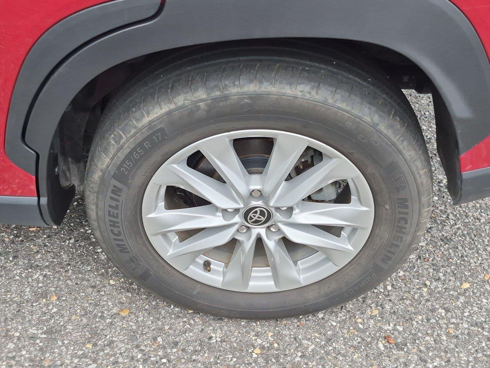 Used 2022 Barcelona Red Metallic Toyota LE image 11
