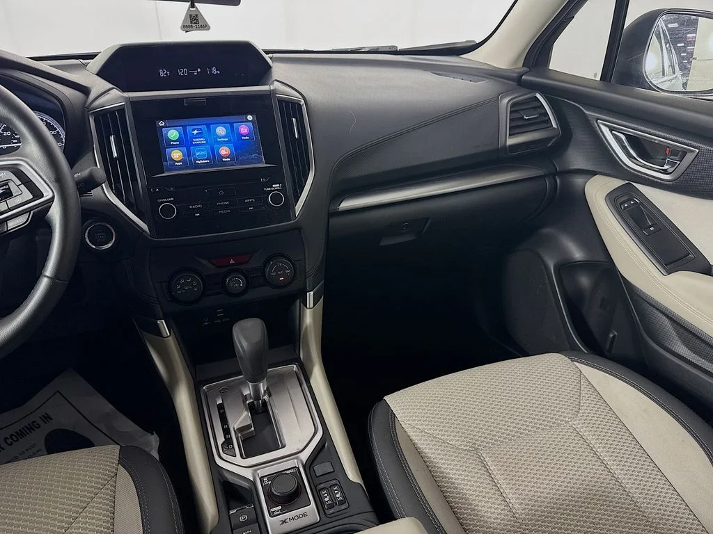 Used 2021 Blue Subaru Premium image 28
