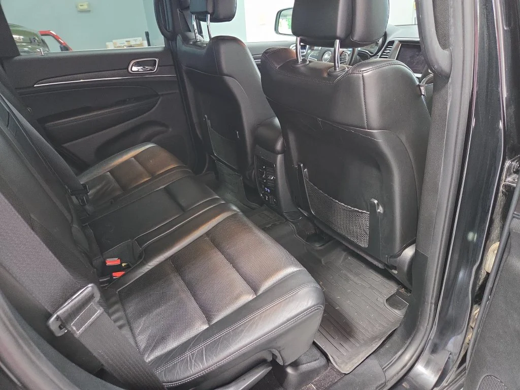 Used 2018 Black Jeep Limited image 15