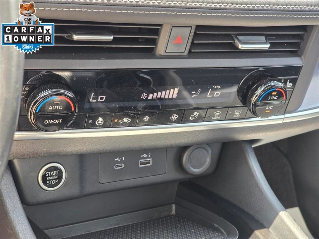 Used 2023 White Nissan SV image 18