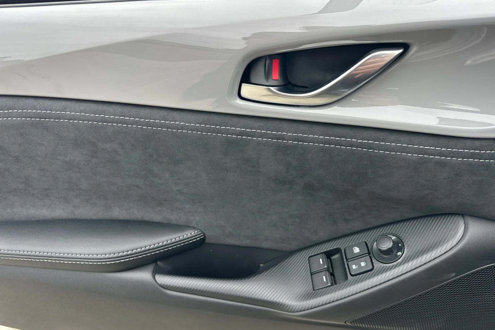 New 2026 Aero Gray Metallic Mazda Club image 12