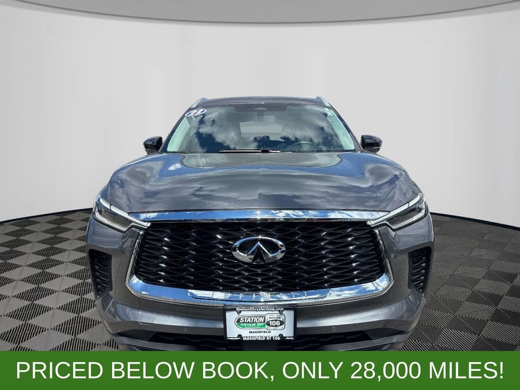 Used 2023 Gray INFINITI LUXE image 7