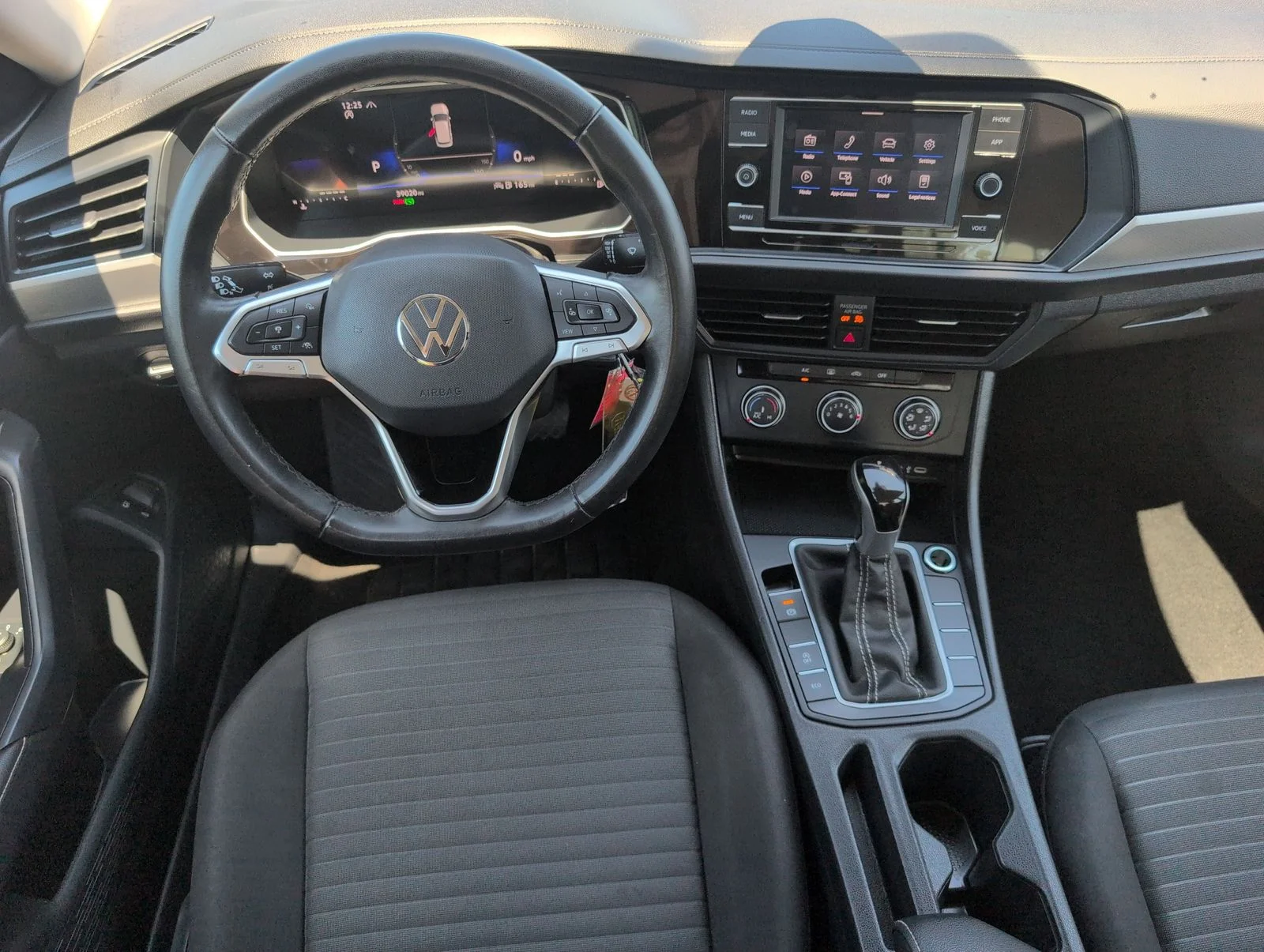 Used 2024  Volkswagen 1.5T S image 30