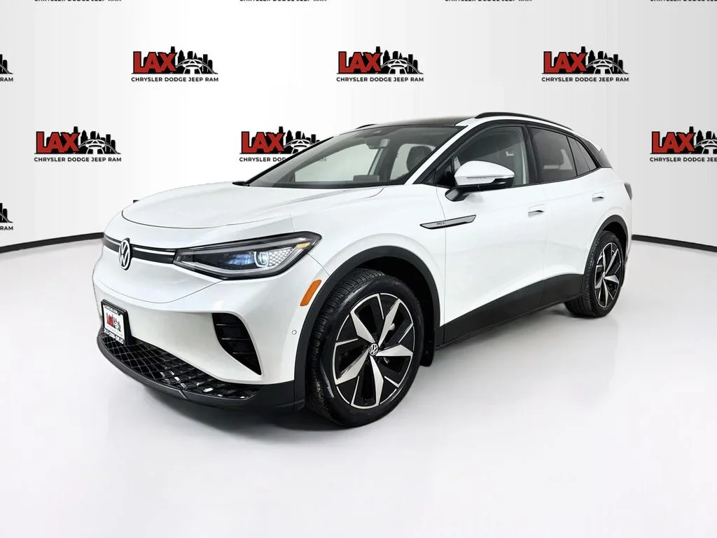 Used 2023 White Volkswagen Pro S image 3