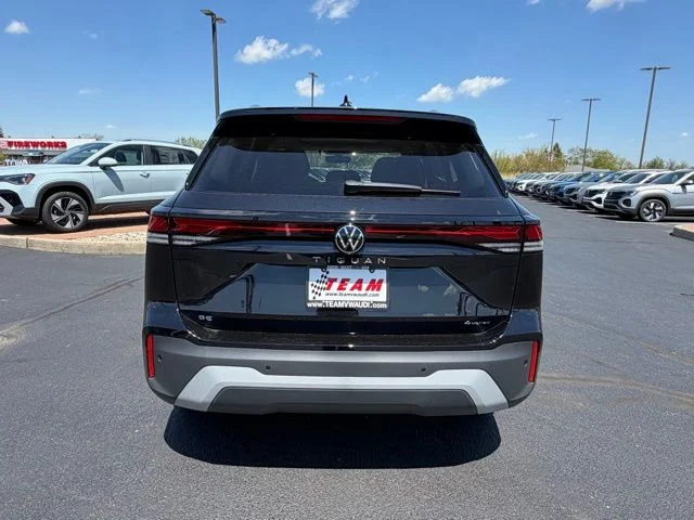 New 2026 Black Volkswagen 2.0T SE image 3