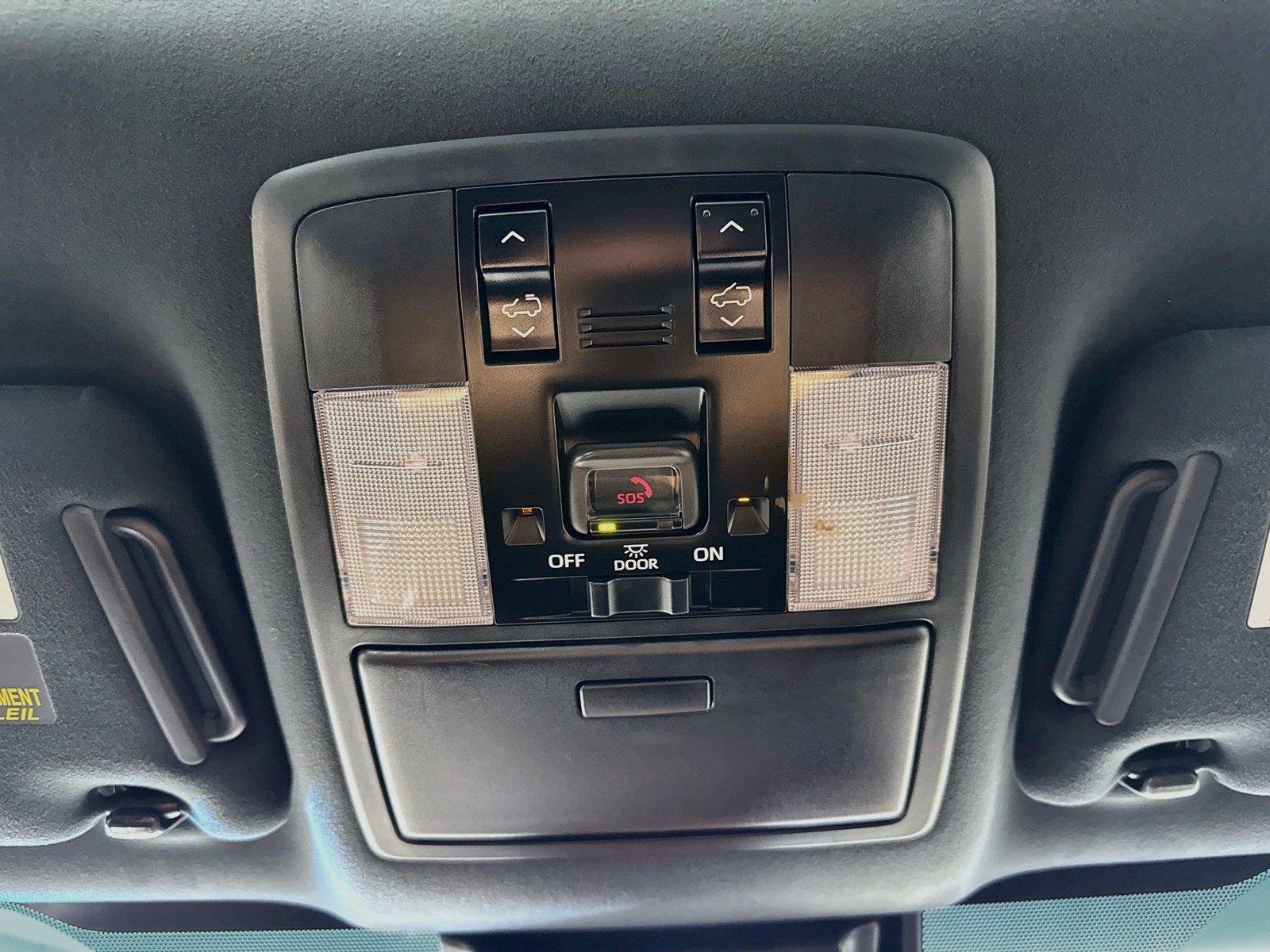 Used 2023 Eminent White Pearl Lexus GX 460 Premium image 24