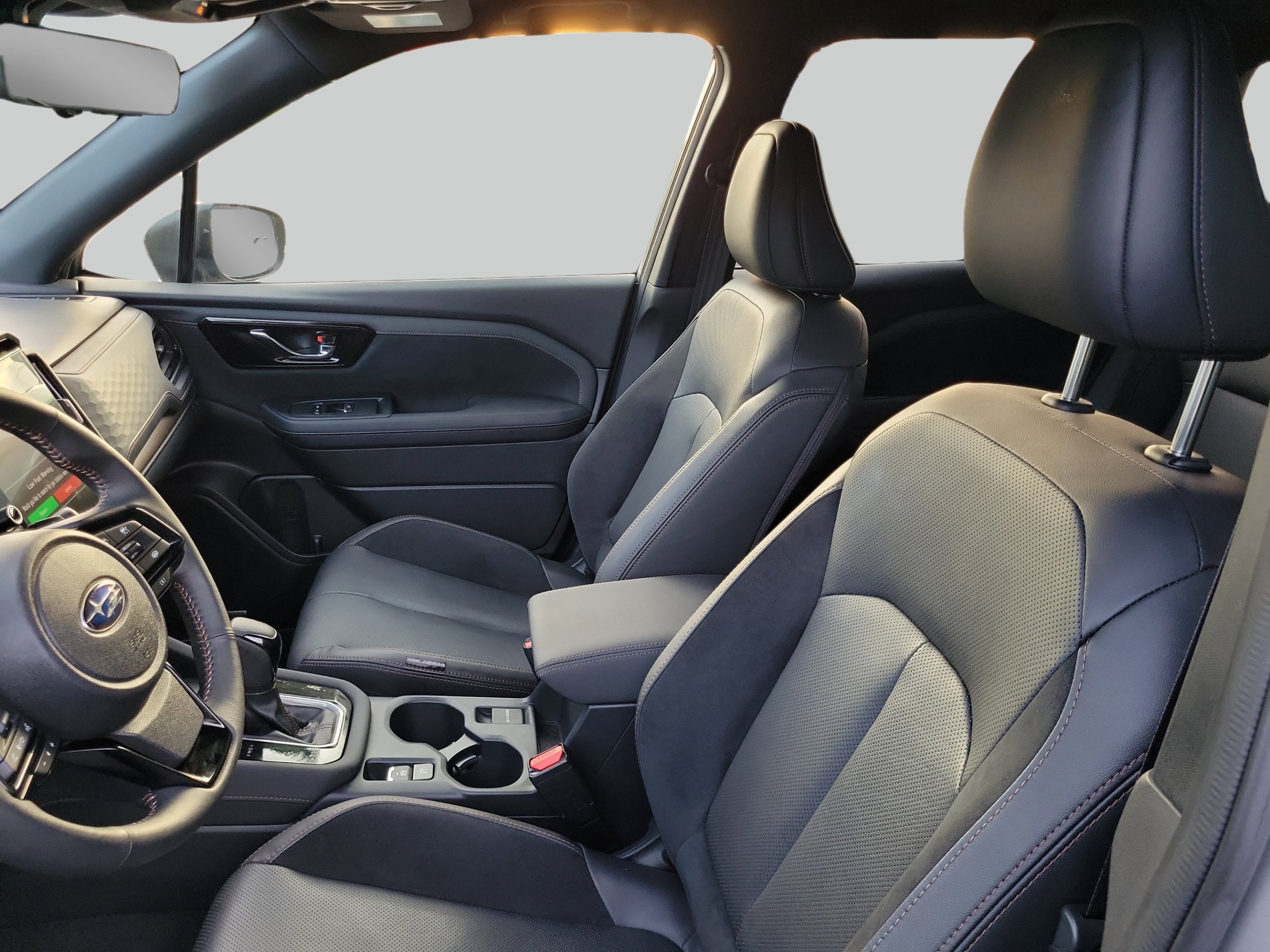 Used 2025 River Rock Pearl Subaru Touring image 23
