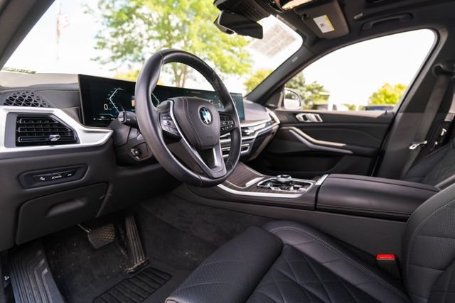 Certified Used 2024 Alpine White BMW xDrive40i image 4
