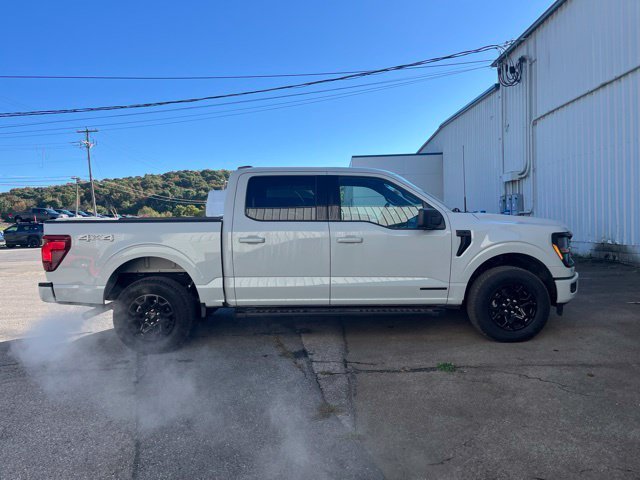 Used 2024 Avalanche Ford XLT image 3