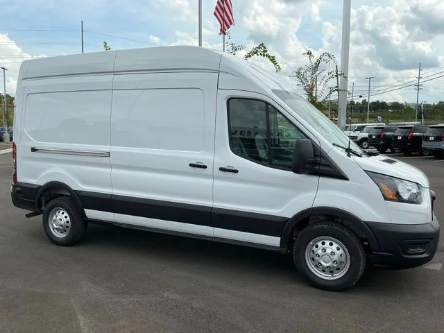 New 2026 Oxford White Ford Cargo Van image 9