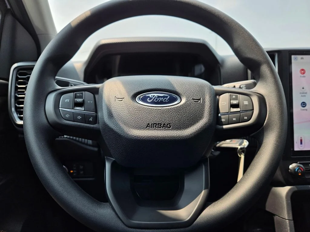 New 2026 Oxford White Ford XL image 10
