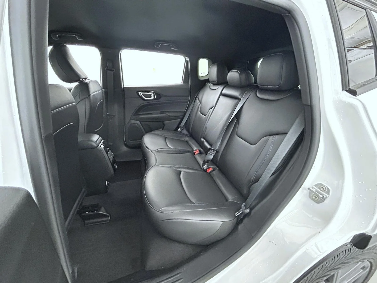 New 2026 White Jeep Limited image 19