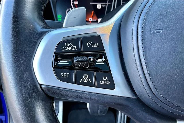Used 2022 Blue BMW M440i xDrive image 10